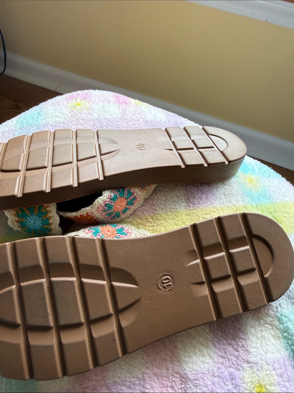 Crochet-Trim Slide Sandals in Multicolor - NWOB Forever Comfort - Picture 6 of 9